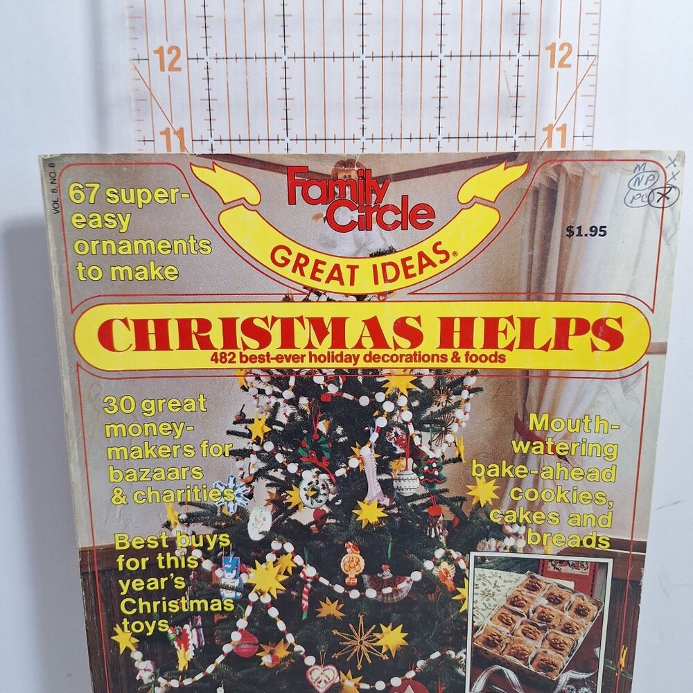 Family Circle Christmas Helps Magazine 1982 Holiday Ideas & Recipes Vintage - Picture 15 of 15